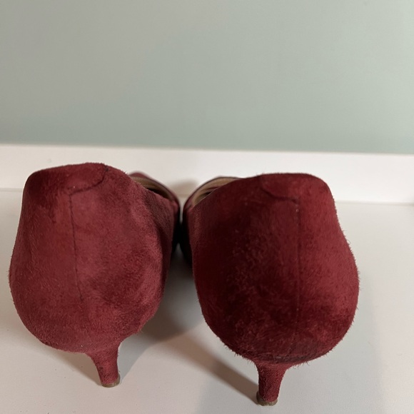 Vionic Suede Heeled Pumps.  Pointed Toe Size 10 - Picture 3 of 10